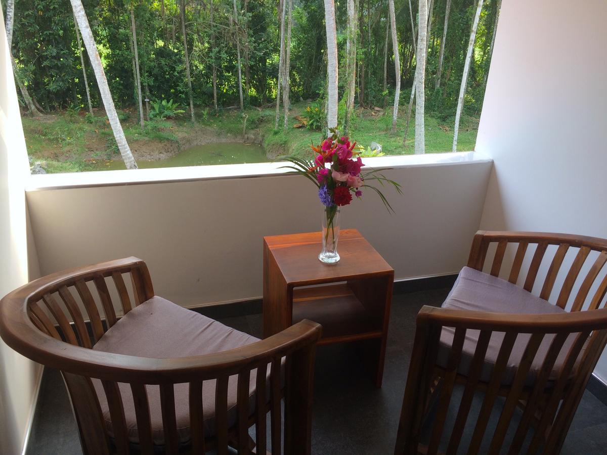 Anuhas Airport Villas Katunayaka Extérieur photo