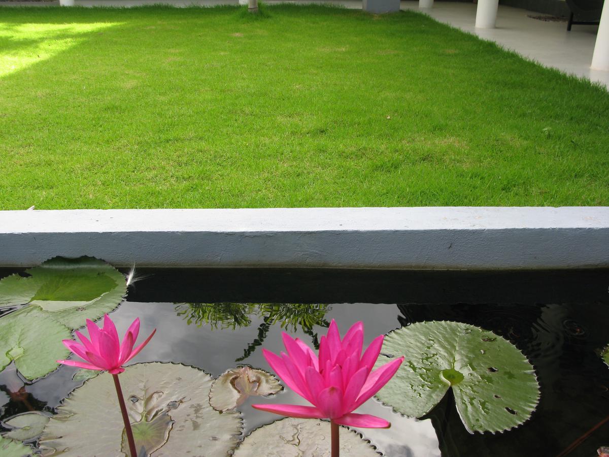 Anuhas Airport Villas Katunayaka Extérieur photo