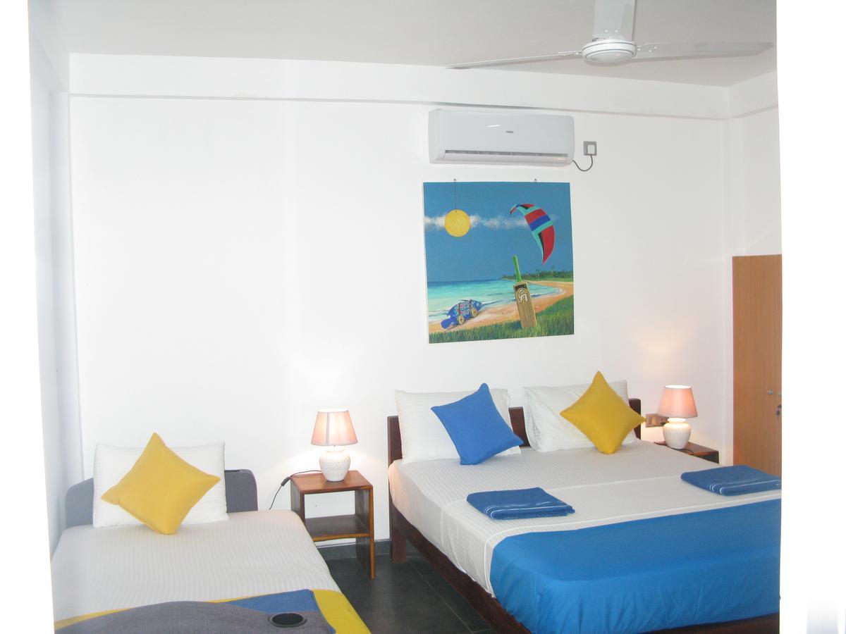 Anuhas Airport Villas Katunayaka Extérieur photo