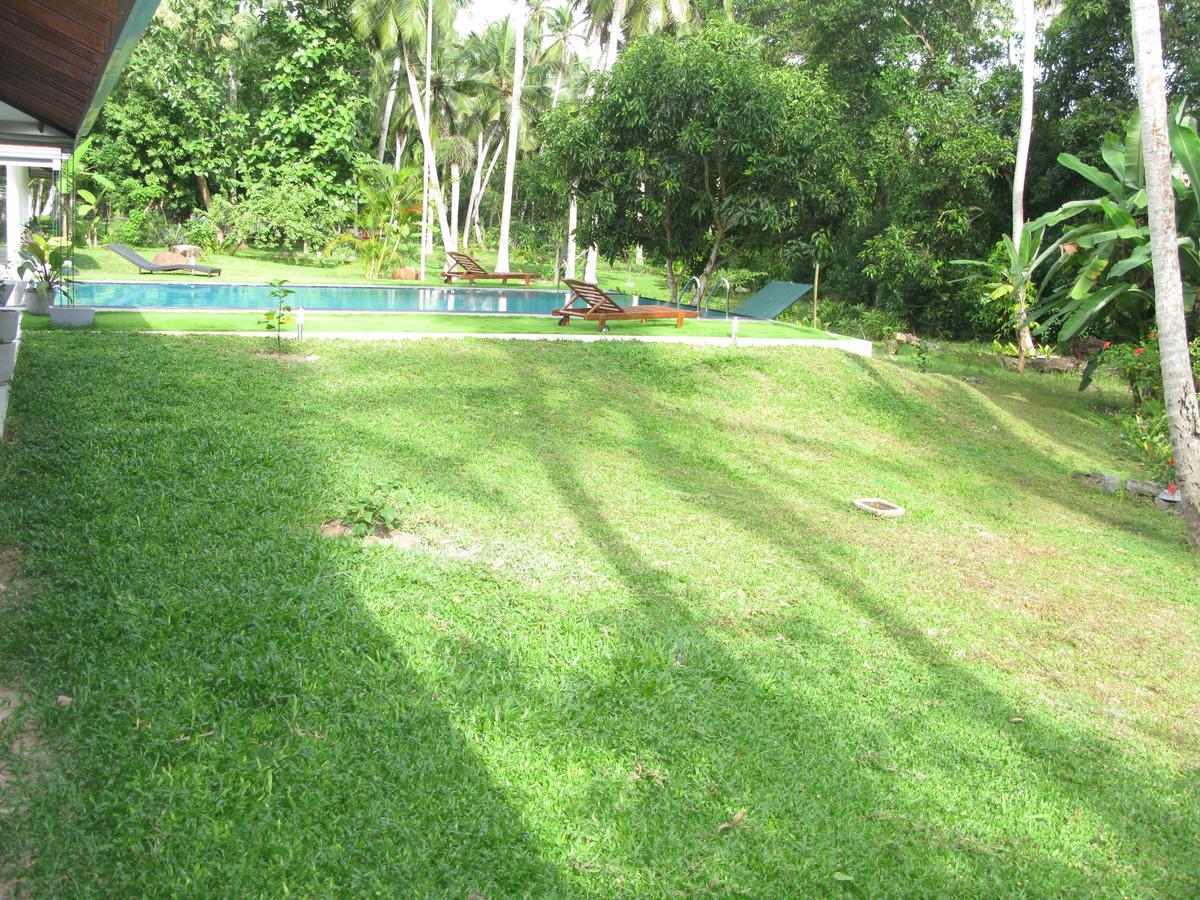 Anuhas Airport Villas Katunayaka Extérieur photo