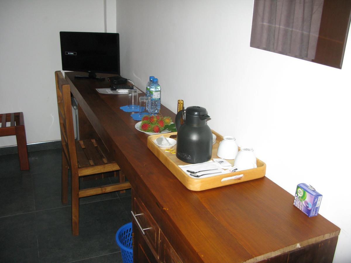 Anuhas Airport Villas Katunayaka Extérieur photo